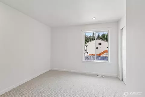 Bedroom - 24319 13th Ave SE #CR21, Bothell, WA 98021 photo 7 of 8