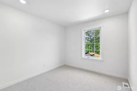 Bedroom - 24319 13th Ave SE #CR21, Bothell, WA 98021 photo 4 of 8
