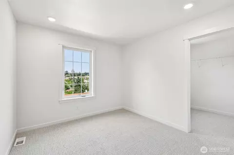 Bedroom - 24319 13th Ave SE #CR21, Bothell, WA 98021 photo 5 of 8