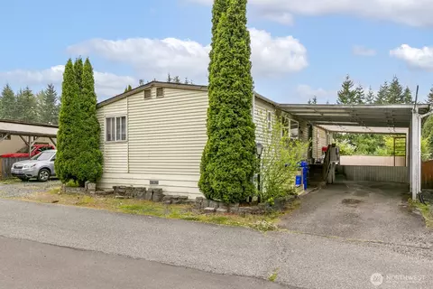 7701 Hardeson Rd #107, Everett, WA 98203