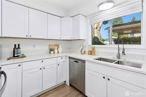 Kitchen - 18910 Bothell Everett Hwy #G3, Bothell, WA 98012 photo 1 of 3