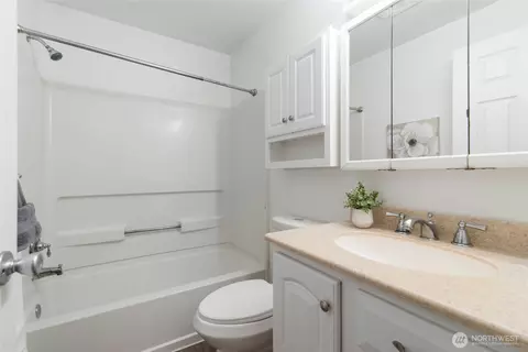Bath - 18910 Bothell Everett Hwy #G3, Bothell, WA 98012 photo 2 of 3