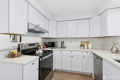 Kitchen - 18910 Bothell Everett Hwy #G3, Bothell, WA 98012 photo 3 of 3