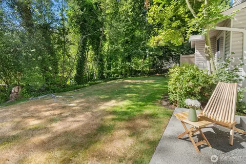 Exterior - 18910 Bothell Everett Hwy #G3, Bothell, WA 98012 photo 3 of 6
