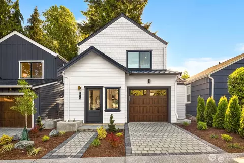 5615 43rd Ave NE, Seattle, WA 98105