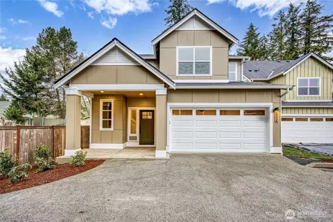 5044 NW Cedarside Loop, Silverdale, WA 98383