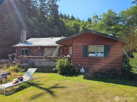 19963 Highway 112, Clallam Bay, WA 98326