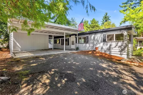 6123 79th St E #61, Puyallup, WA 98371