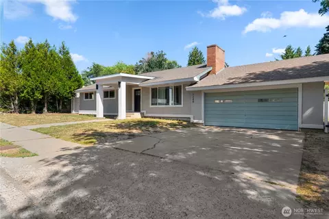 1248 Dakota St, Wenatchee, WA 98801