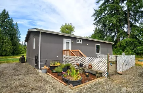 273 Jorgensen Rd, Onalaska, WA 98570