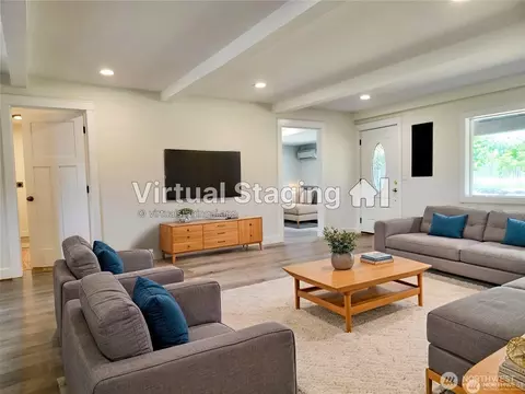Living - 343 Hawkins Rd, Winlock, WA 98596 photo 1 of 3