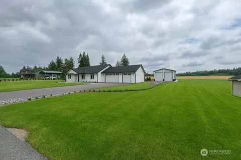 7018 332nd St NW, Stanwood, WA 98292