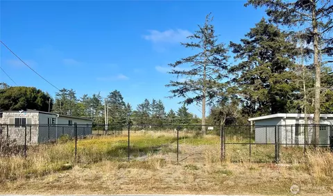 734 S Rain St NE, Ocean Shores, WA 98569
