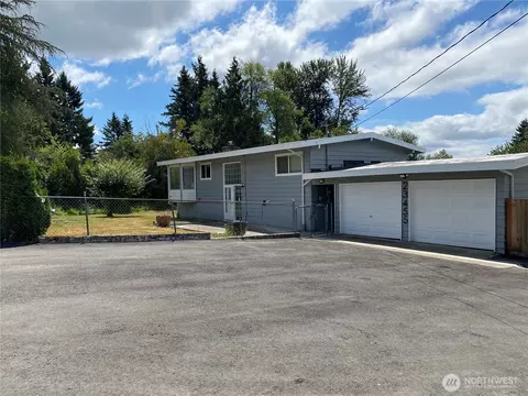 23455 140th Ave SE, Kent, WA 98042