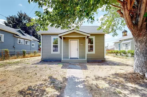 611 SW 3rd St, Pendleton, OR 97801