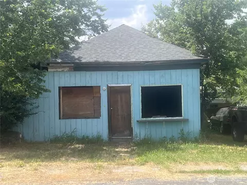 108 W Cherry Ave, Ritzville, WA 99169