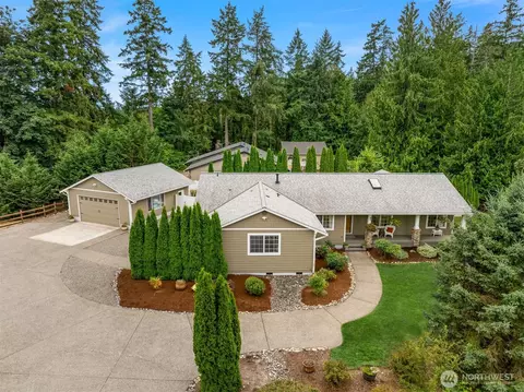 4232 Ray Nash Dr NW, Gig Harbor, WA 98335