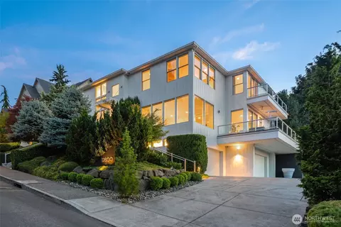 12800 NW 26th Ave, Vancouver, WA 98685