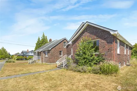 1505 Oakes Ave, Everett, WA 98201 photo 2