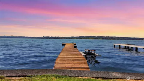 409 5th Ave W, Kirkland, WA 98033