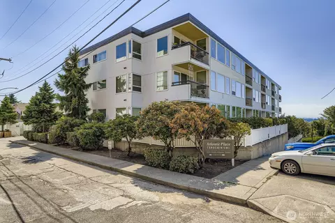 1111 S Atlantic St #211, Seattle, WA 98134
