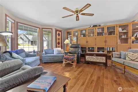 Living - 108 Dahlquist Ln, Everson, WA 98247 photo 3 of 3