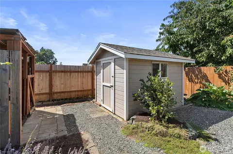 Exterior - 108 Dahlquist Ln, Everson, WA 98247 photo 10 of 17