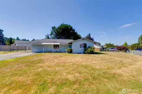 2027 E Belair Dr, Mount Vernon, WA 98273