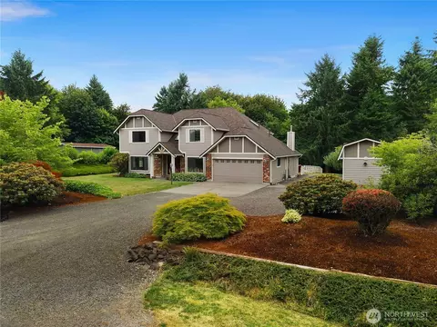 3939 Foxhall Dr NE, Olympia, WA 98516