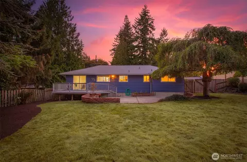 Exterior - 24125 2nd Pl W, Bothell, WA 98021 photo 9 of 15