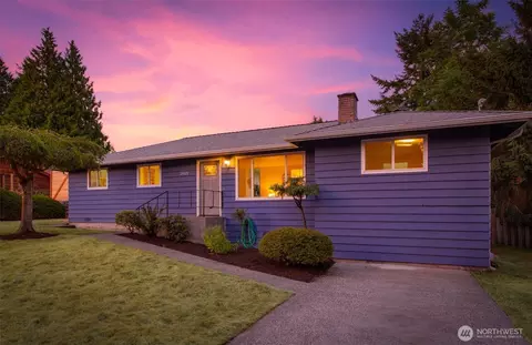 24125 2nd Pl W, Bothell, WA 98021