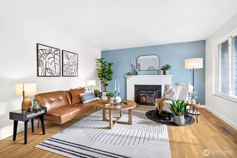 Living - 24125 2nd Pl W, Bothell, WA 98021 photo 1 of 2