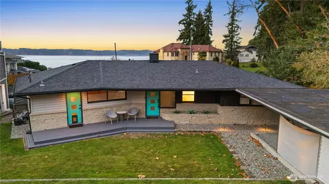 8632 E Side Dr NE, Tacoma, WA 98422