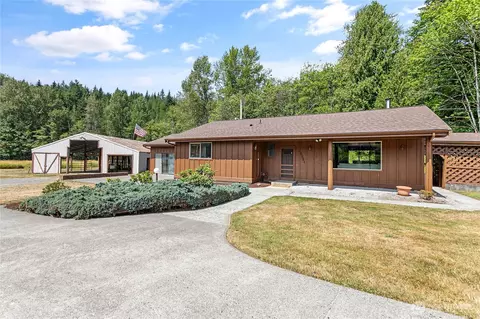 5221 Mitchell Rd, Deming, WA 98244