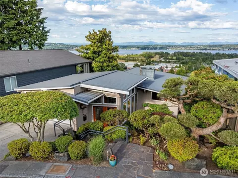 7340 56th Ave NE, Seattle, WA 98115