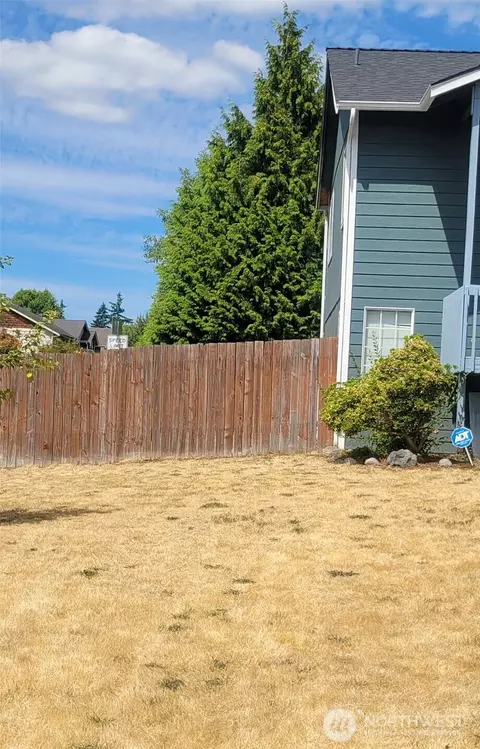 Undisclosed, Everett, WA 98208 photo 2