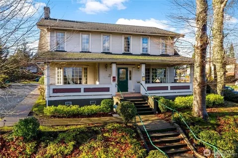 147 Rogers St NW, Olympia, WA 98502