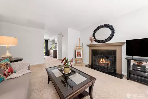 9918 NE 144th Ln #404, Kirkland, WA 98034 photo 5