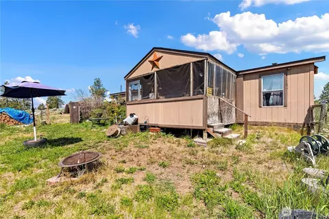 102 Blubird Ln, East Wenatchee, WA 98802