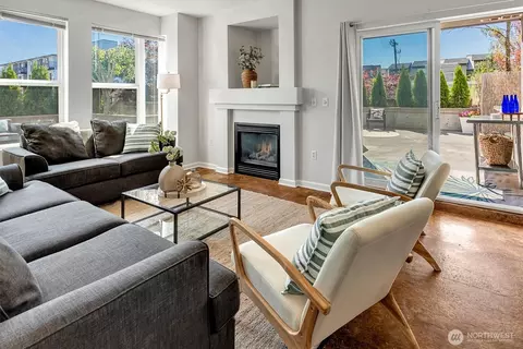 4343 Roosevelt Way NE #202, Seattle, WA 98105