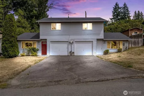 6013 W Beech St #A & B, Everett, WA 98203