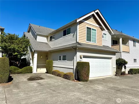 12313 SE 311th St #15, Auburn, WA 98092