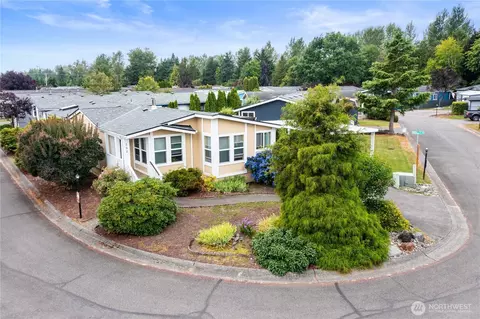 298 Holly Dr #57, Enumclaw, WA 98022