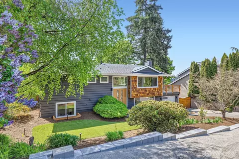 10201 NE 198th St, Bothell, WA 98011