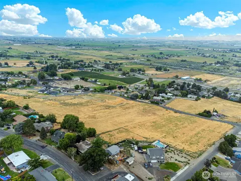 3 Tbd Columbia Hts #LOT 3, Sunnyside, WA 98944