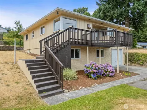 1624 Browns Point Blvd, Tacoma, WA 98422