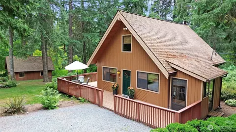 31218 Mount Tahoma Canyon Rd E, Ashford, WA 98304