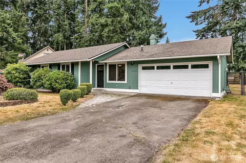2900 SElwood Ct, Port Orchard, WA 98366