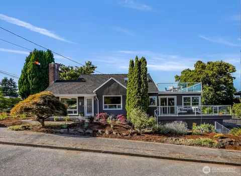 3712 W Prosper St, Seattle, WA 98199