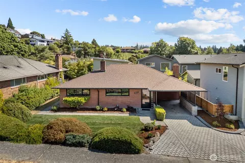 4027 SW Trenton St, Seattle, WA 98136